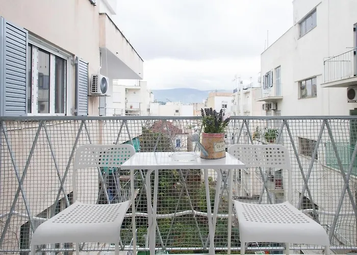 Διαμέρισμα 60 τ.μ. με 2 υπνοδωμάτιο/α και 1 ιδιωτικό/ά μπάνιο/α σε Ακρόπολη - Κουκάκι